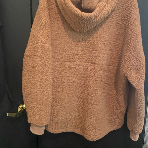 PINK VICTORIA SECRET TEDDY HOODIE - Picture 2 of 3